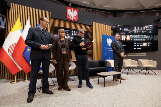 Konferencja „Inteligencja sztuczna, ale rewolucja prawdziwa”
