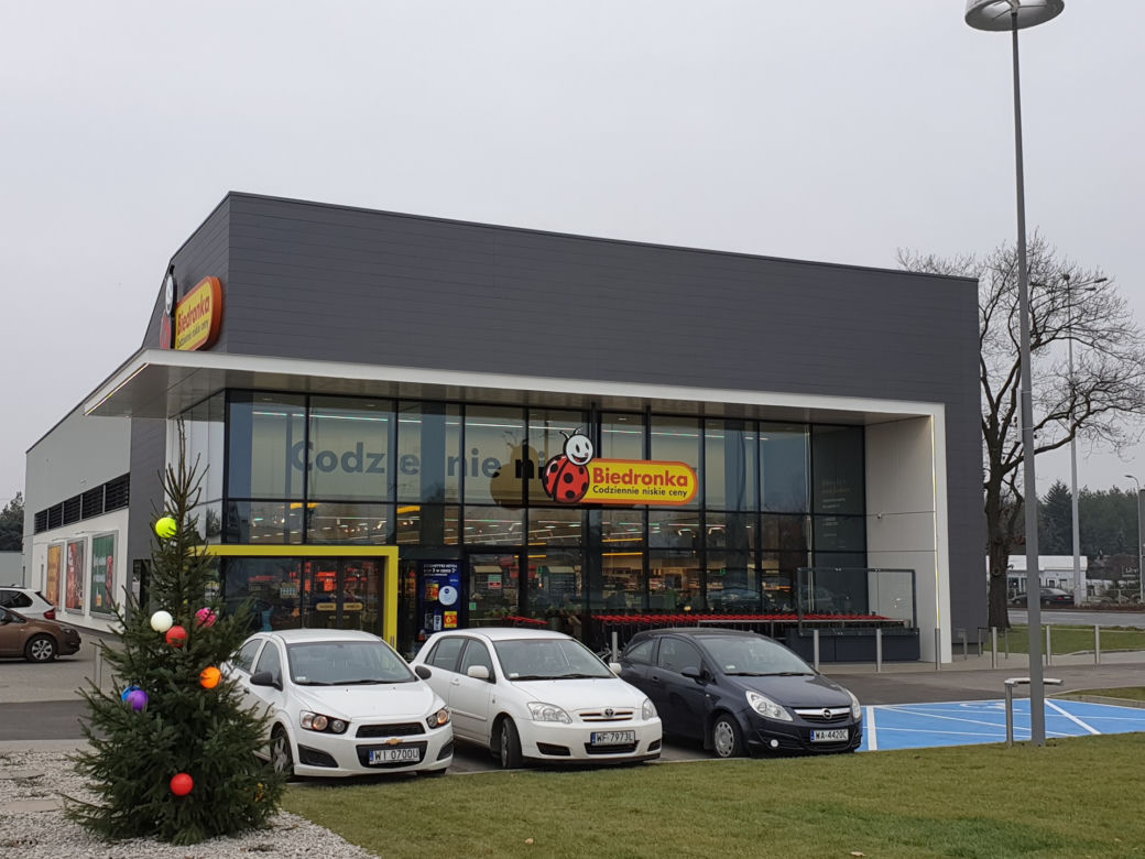 Podpis galerii - Zarobki w Biedronce w 2021 roku