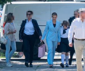 Marta Nawrocka z córką Kasią na zakończenie roku szkolnego