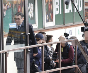 Kaczyński prosi o pieniądze