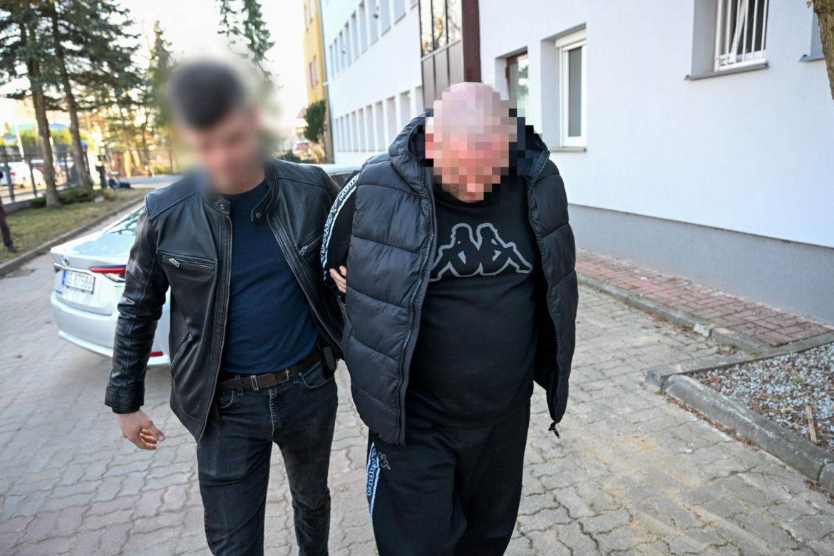 Koszmarny wypadek podczas powrotu z urodzin w Dębnicy Kaszubskiej. Są zarzuty dla dwóch mężczyzn