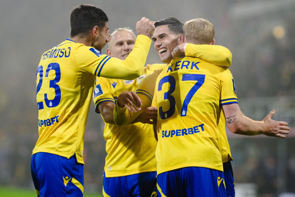Arka Gdynia - Lech Poznań: Zdjęcia kibiców z meczu 15. kolejki PKO BP Ekstraklasy