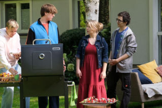 M jak miłość odc. 1911. Hubert Buczak (Leon Hausner), Lenka (Olga Cybińska)