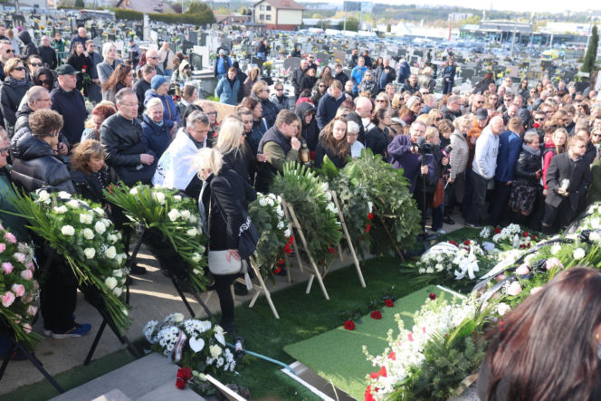 Poseł Łukasz Litewka spoczął w honorowym miejscu