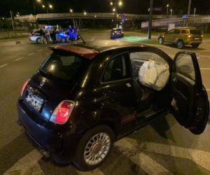 Wypadek drogowy, Warszawa, skrzyżowanie ul. Poligonowej z Ostrobramską