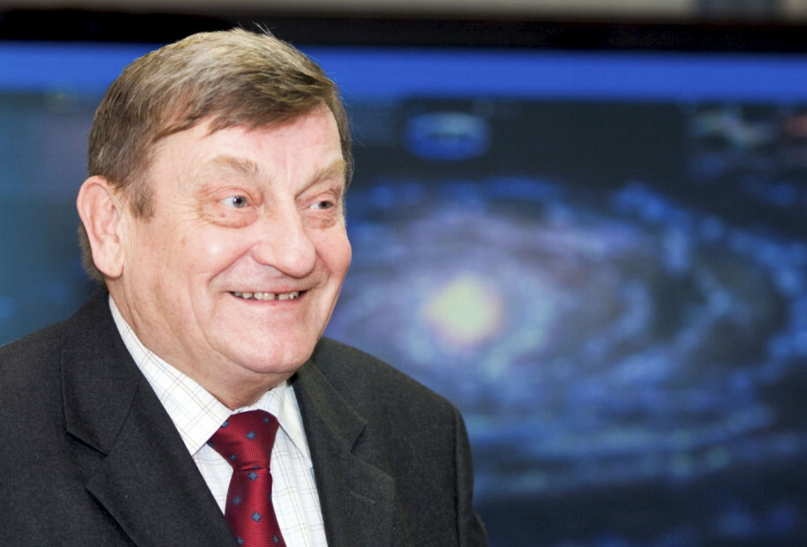 Tu pochowają gen. Hermaszewskiego. Nieprzypadkowe miejsce na grób 