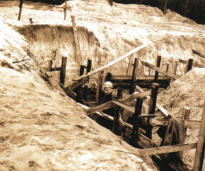 Bełchatów: 39. lat temu z elektrowni POPŁYNĄŁ PIERWSZY PRĄD! Jak wyglądał wtedy energetyczny gigant? 