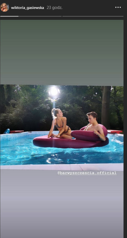 Barwy szczęścia po wakacjach 2019. Kajtek (Jakub Dmochowski), Oliwka (Wiktoria Gąsiewska)
