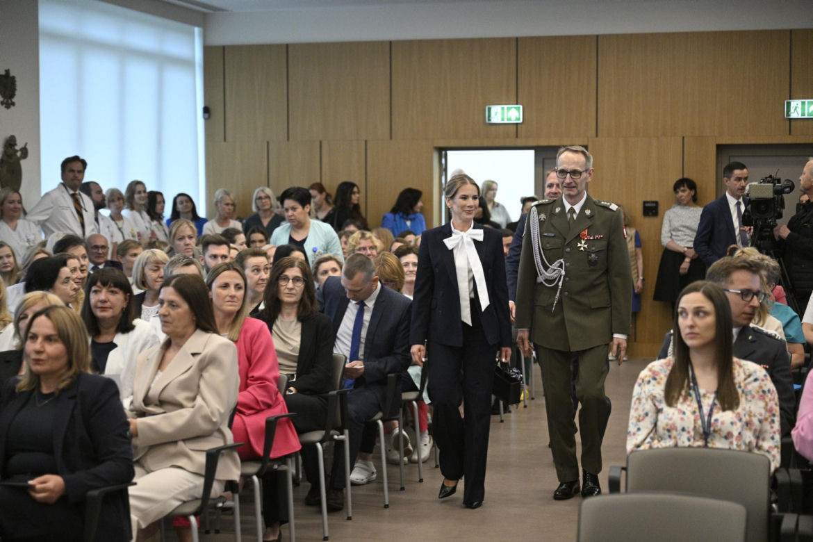 Marta Nawrocka nazwała pielęgniarki aniołami