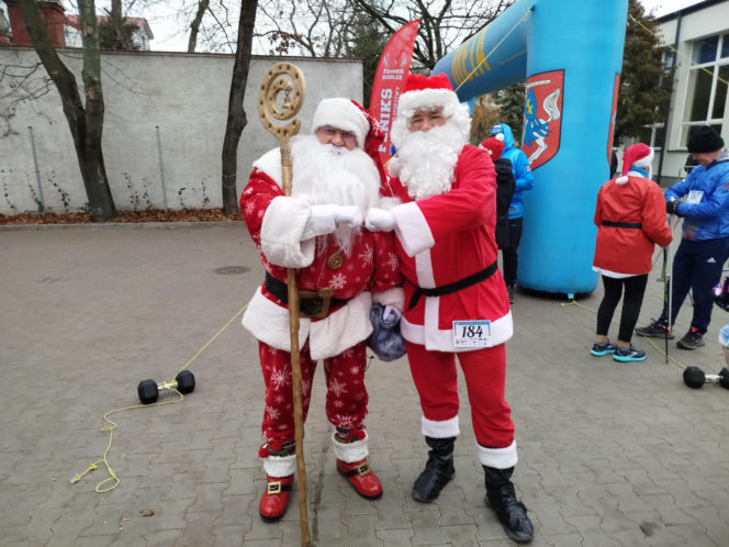 7. Charytatywny Bieg Mikołajkowy z Dwójką w Siedlcach 2025