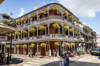 Odwiedź destynacje z wielkiego ekranu z aplikacją Skyscanner!