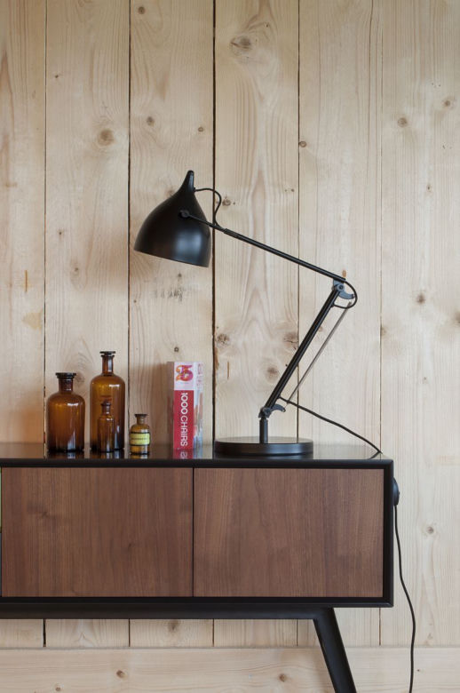 Designerska lampka na biurko