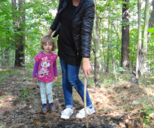 MARYSIA TONĘŁA W NIELEGALNYM SZAMBIE.