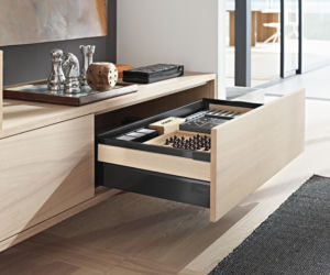 Szuflada TANDEMBOX antaro w salonie