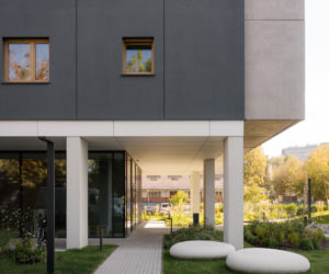 Kolejowa 19 w Warszawie, RISKARCH