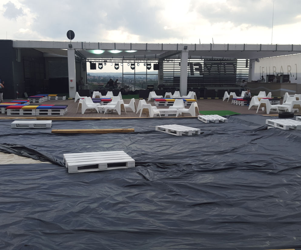 Plaża na dachu w centrum Rzeszowa