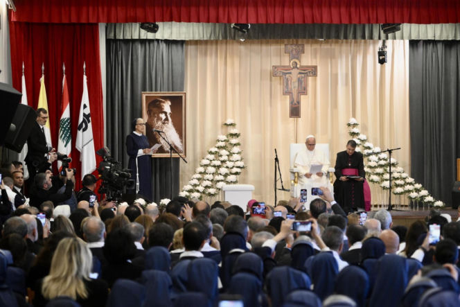 Leon XIV modlił się w miejscu wybuchu w porcie w Bejrucie z 2020 roku