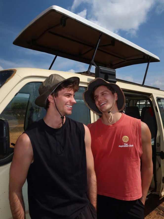 Michał Kassin z chłopakiem na egzotycznych wakacjach w Afryce. Tacy to pożyją