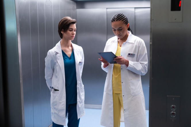 Na dobre i na złe, odcinek 990: Gloria zakończy relację z Begerem, zatajając przed nim fakt spędzenia nocy z Zawadą