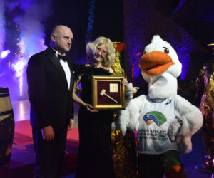 XIV Marszałkowski Bal Dobroczynny w CKK Jordanki. Koncert Kuby Badacha i licytacje