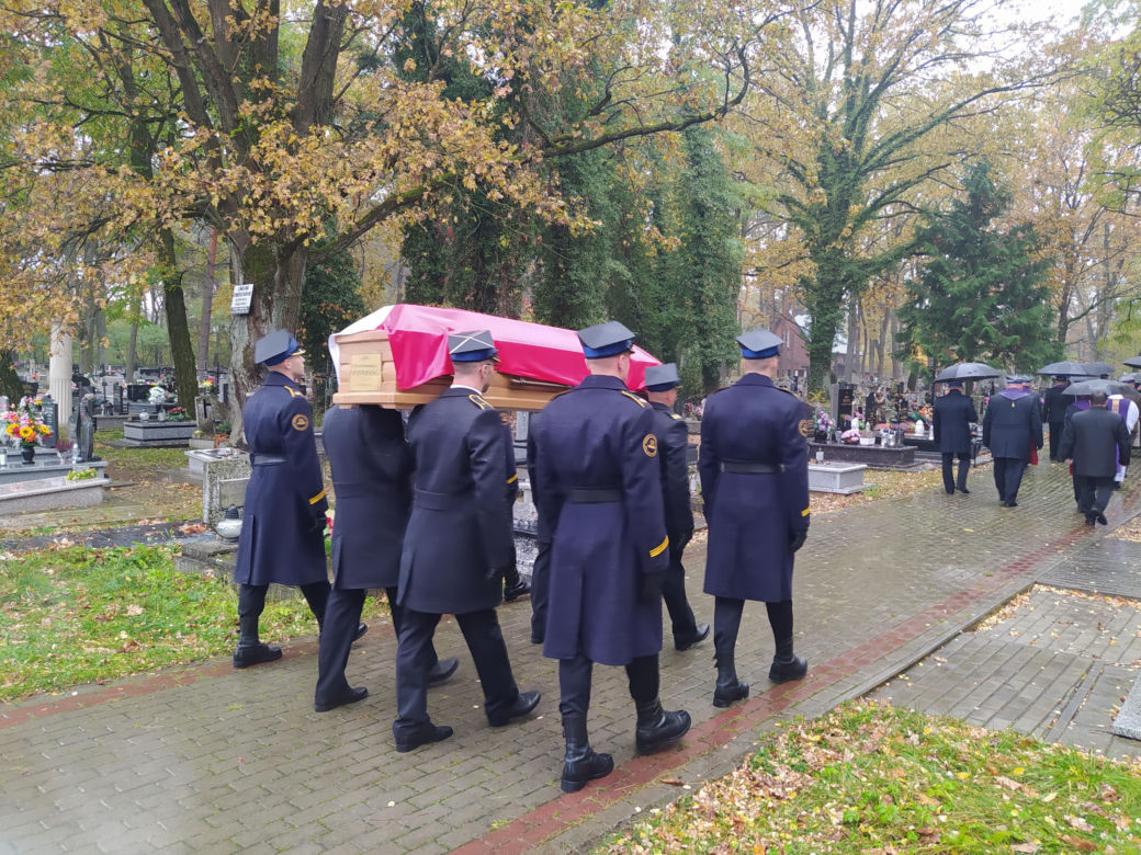 Pogrzeb strażaka, który zginął podczas gaszenia pożaru w Nisku