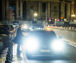 Sławomir Mentzen na zakupach w galerii