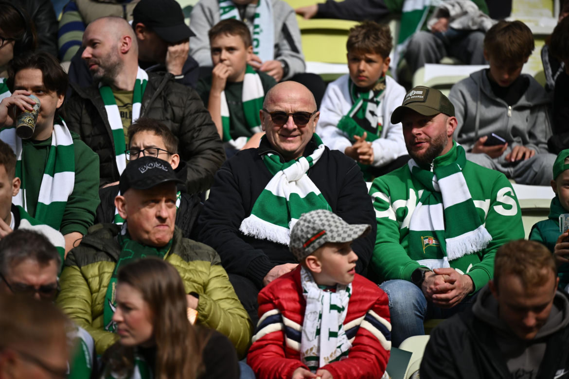 Lechia Gdańsk - Legia Warszawa: Zdjęcia kibiców z meczu 33. kolejki PKO BP Ekstraklasy