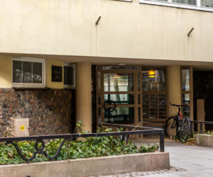 Dom Pod Żaglem na Alei Przyjaciół w Warszawie