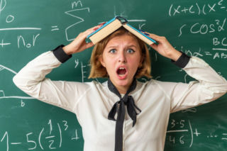 Ile to jest (9+3)2:2(9+3)=? Proste działanie, które wielu przysparza problemów 