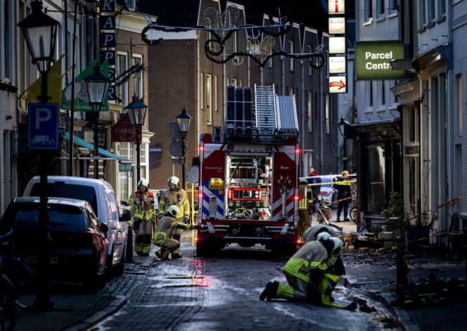 Dwa wybuchy i wielki pożar w centrum Utrechtu. Co najmniej jedna osoba ranna