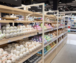 „Kosmiczny” Rossmann w Manufakturze