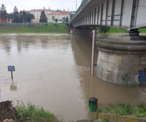 Podwyższony stan wody na Sanie w Przemyślu