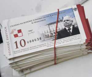 Cegiełki na budowę pomników smoleńskich w Warszawie