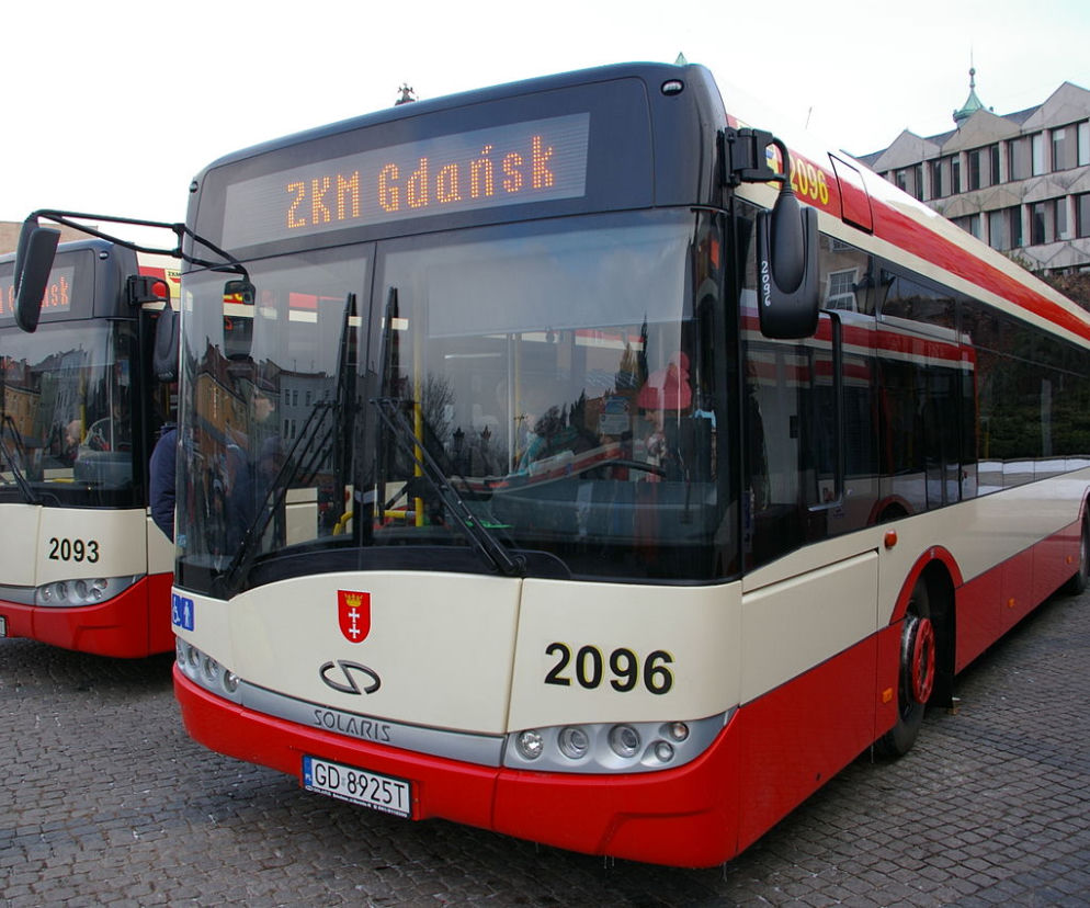 Przerażony 4-latek sam podróżował autobusem po Gdańsku! Wyszedł z domu, gdy jego babcia zasłabła