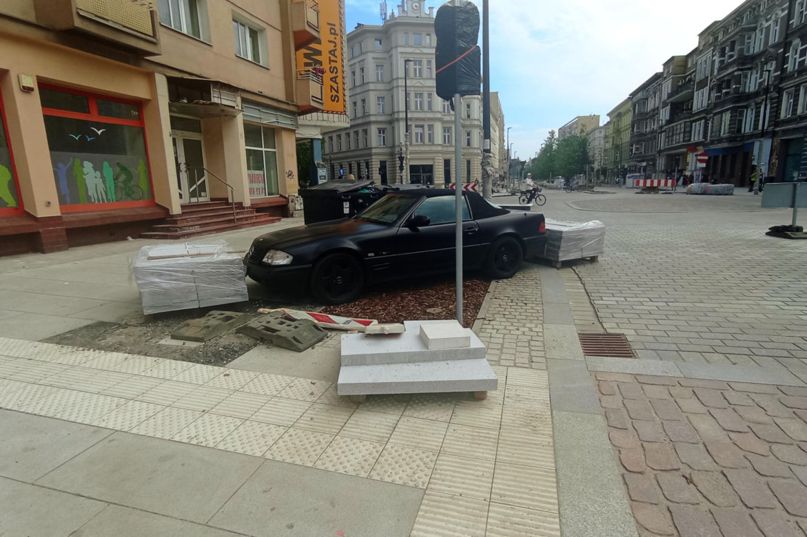 "Mistrz parkowania" w centrum Szczecina. Spotkała go niecodzienna "kara"