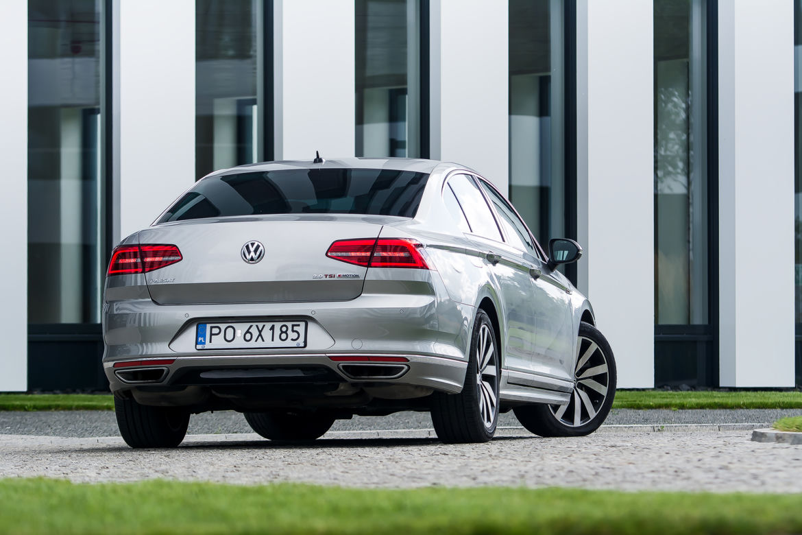 Volkswagen Passat R-Line 2.0 TSI 280 KM 4Motion DSG