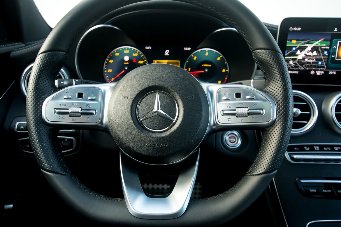 Mercedes-Benz C220d Kombi 4Matic 9G-Tronic AMG Line