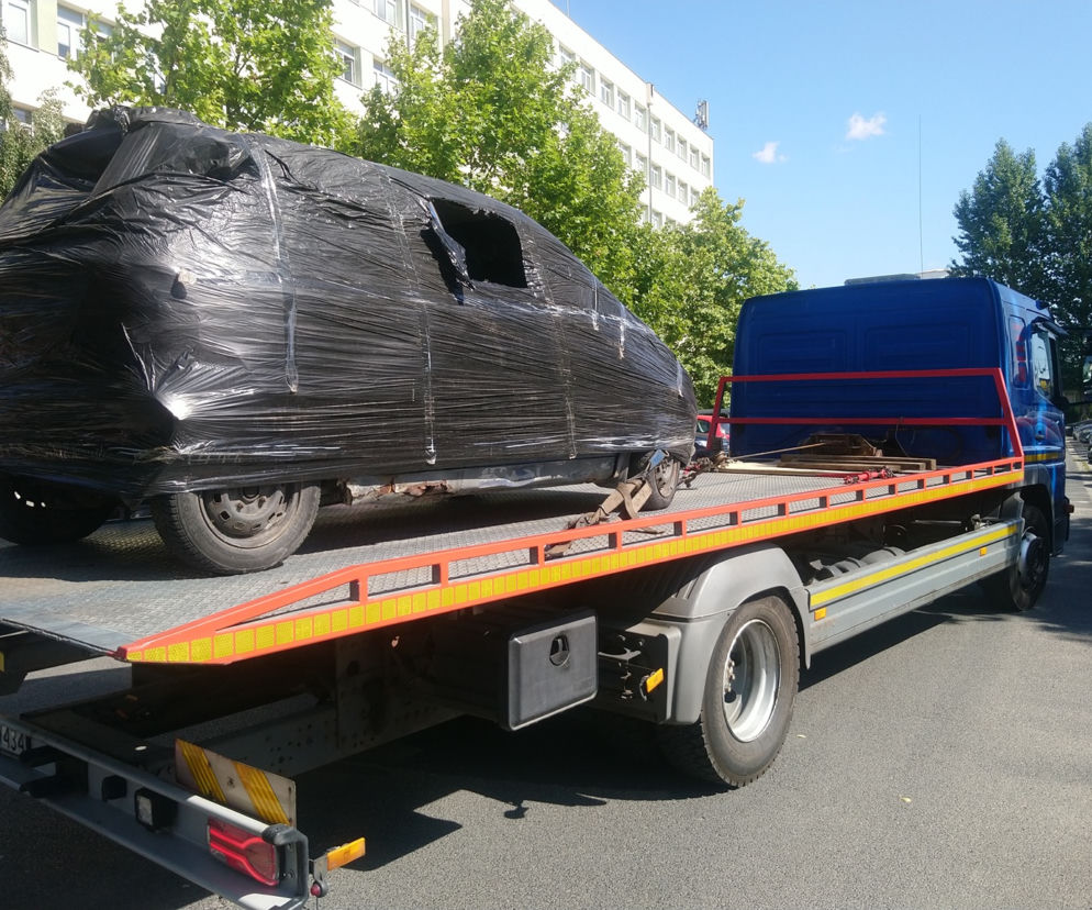 Poznań: Ktoś spakował auto do drogi. Nietypowy widok!
