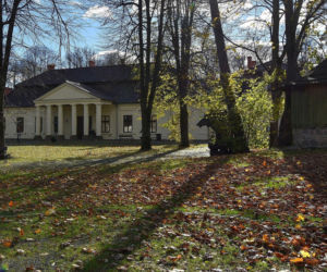 To jedna z najpiękniejszych gmin w Małopolsce. Znajdowała się w czterech województwach