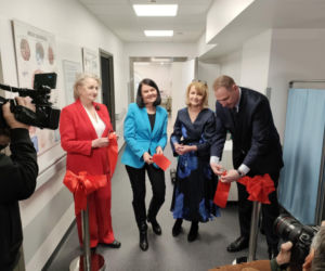 Krótsze badania i więcej możliwośći. Pracownia rezonansu magnetycznego w szpitalu w Łomży otwarta! ZDJĘCIA