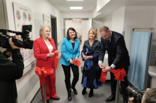 Krótsze badania i więcej możliwośći. Pracownia rezonansu magnetycznego w szpitalu w Łomży otwarta! ZDJĘCIA