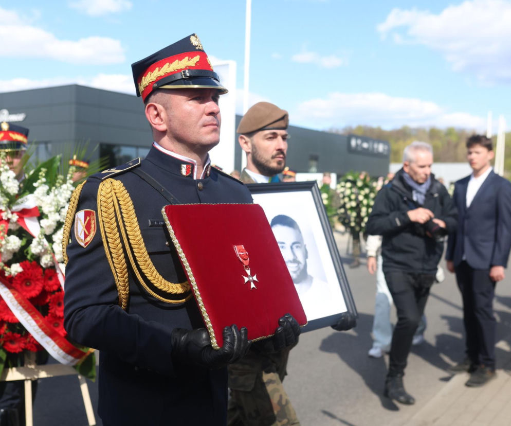 Poseł Łukasz Litewka spoczął w honorowym miejscu
