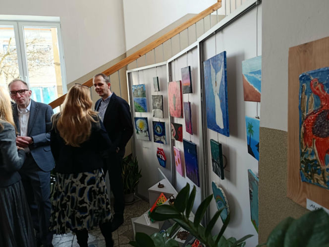 Rysowane malowane do szuflady