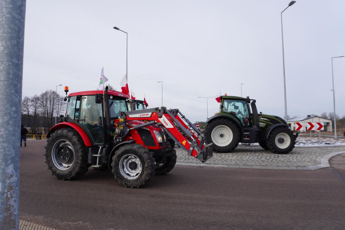Protest rolników w Podlaskiem. Ciągniki blokują drogi w całym województwie! 