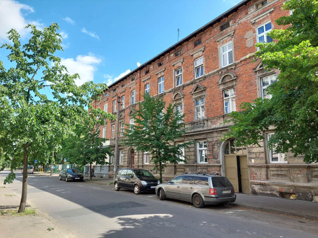 Kamienice w centrum Bydgoszczy potrzebują remontu. Gdzie prace już ruszyły, a gdzie tynk wciąż sypie się ze ścian?