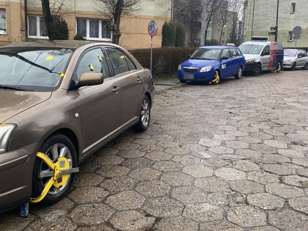 Żniwa Straży Miejskiej w Katowicach. Parkujących czekała niemiła niespodzianka.