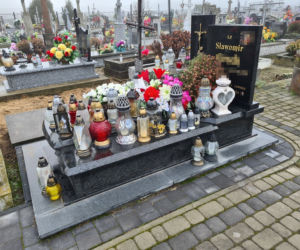Groby 5 młodych ludzi, którzy zginęli w Boże Narodzenie w Tryńczy [ZDJĘCIA]