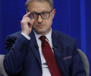 Debata local content