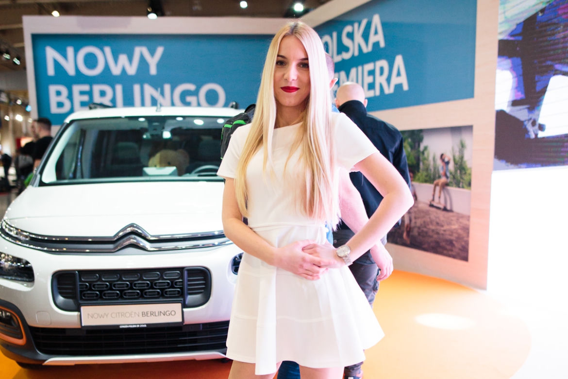 Hostessy na targach Poznań Motor Show 2018