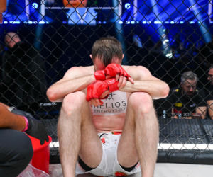 XTB KSW 121. Potężny cios w krocze, trybuny zamarły!